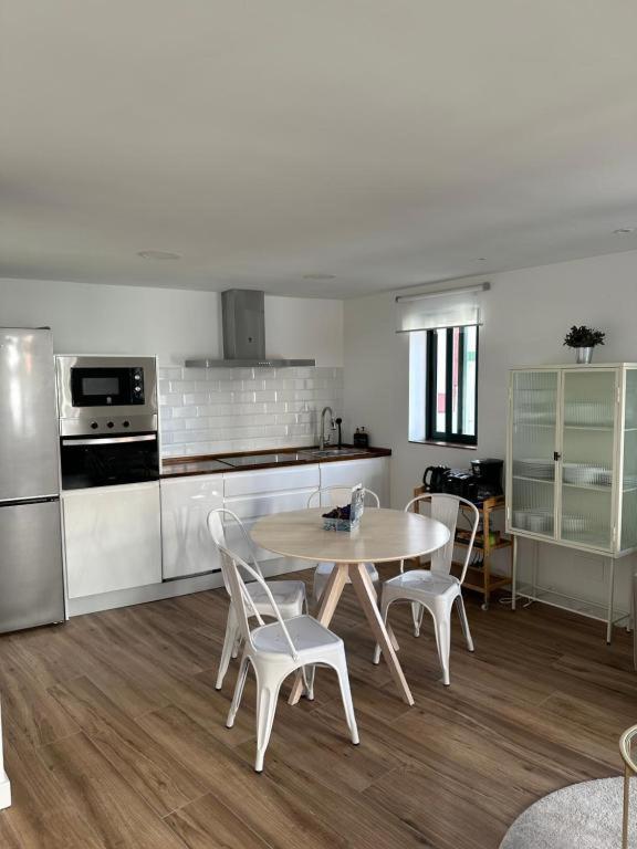 Apartamentos Urbanin II Plaza De San Pedro Cudillero Eksteriør billede