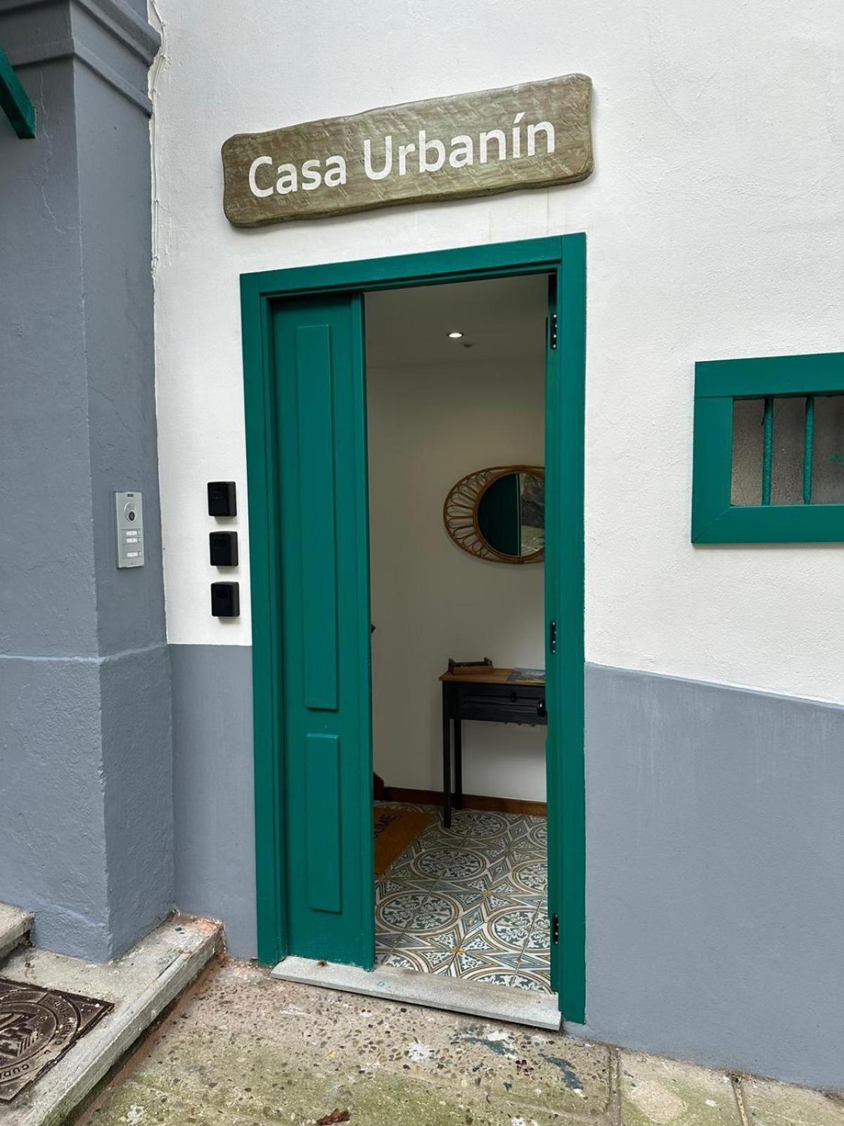 Apartamentos Urbanin II Plaza De San Pedro Cudillero Eksteriør billede